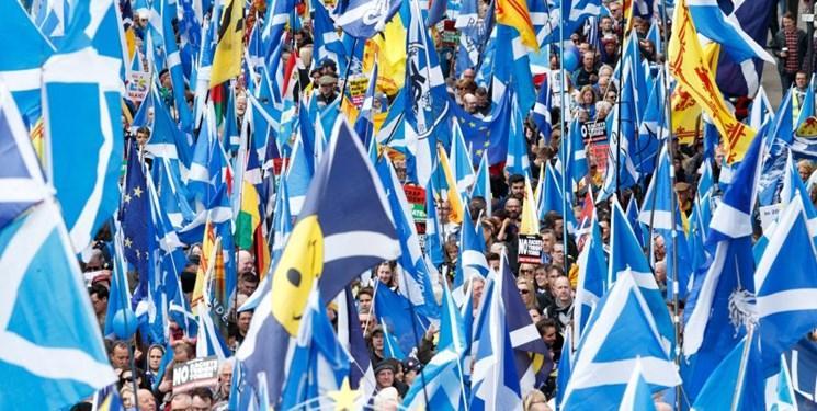 تظاهرات هزاران نفری در اسکاتلند در حمایت از استقلال از بریتانیا