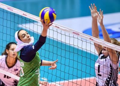 دختران والیبالیست ایران بازی برده را باختند
