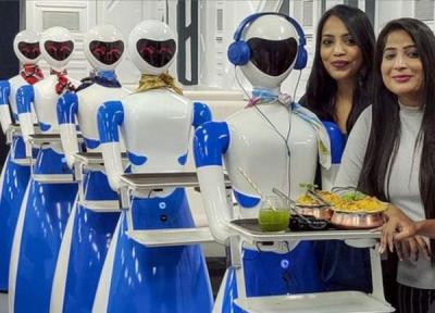 حضور پررنگ ربات ها در رستوران های هند