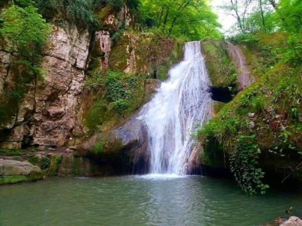 طنین جانبخش آبشار لوه در گالیکش