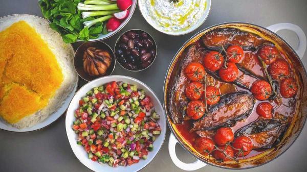 طرز تهیه خورش غوره بادمجان بسیار جا افتاده و مجلسی