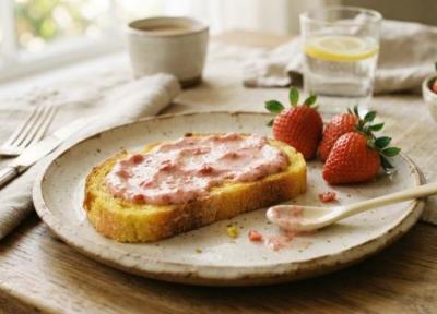 طرز تهیه کره توت فرنگی با روش های متفاوت